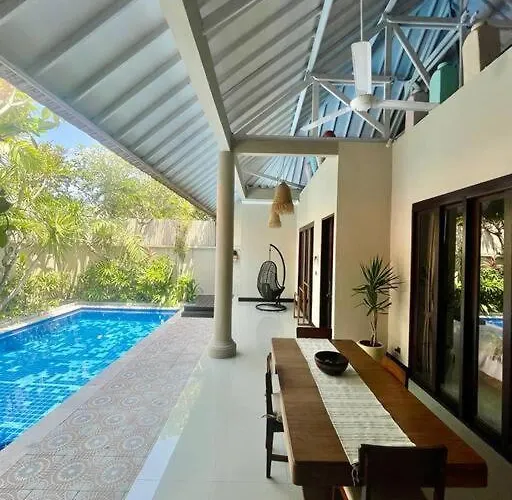 Stylish & Quiet Seminyak Pool Villa