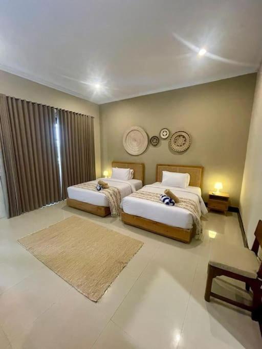 Stylish & Quiet Pool Villa *